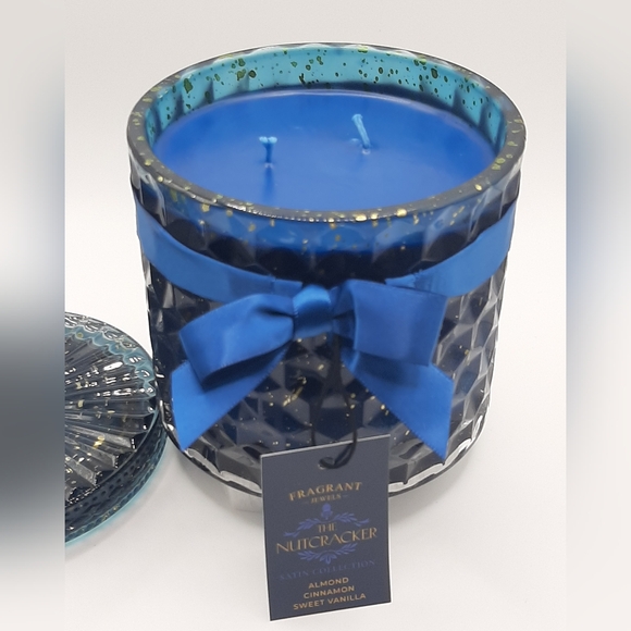 The Nutcracker Candle - Fragrant Jewels - Picture 2 of 5